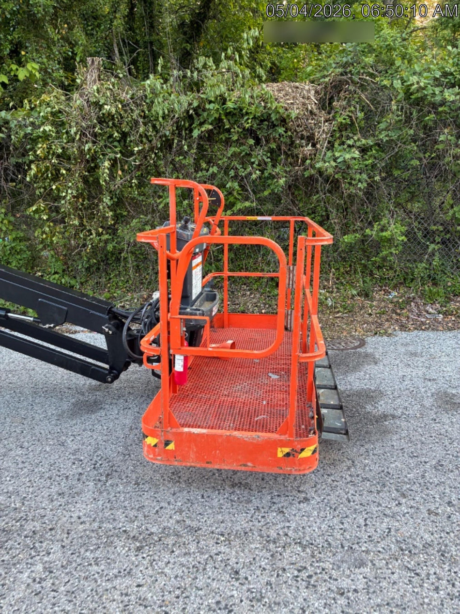 2025 JLG 660SJ