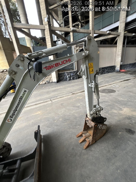 2023 TAKEUCHI TB216R