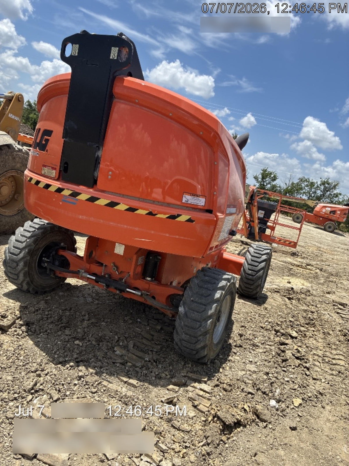 2023 JLG 460SJ