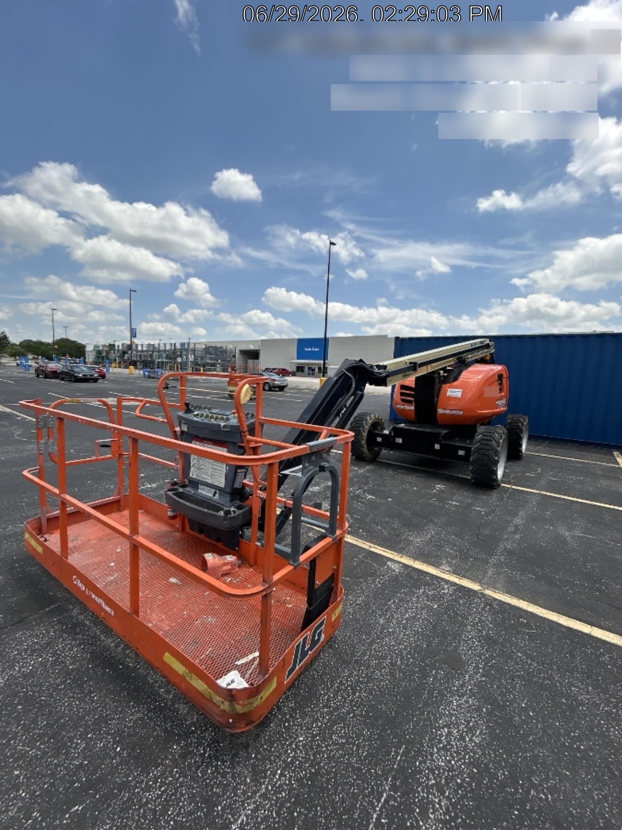 2023 JLG 600AJ