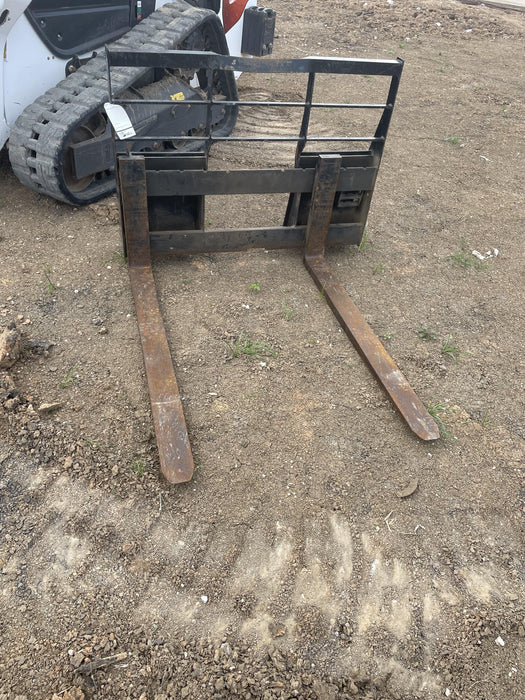 2022 ARROW MATERIAL HANDLING 60" Pallet Forks - Arrow