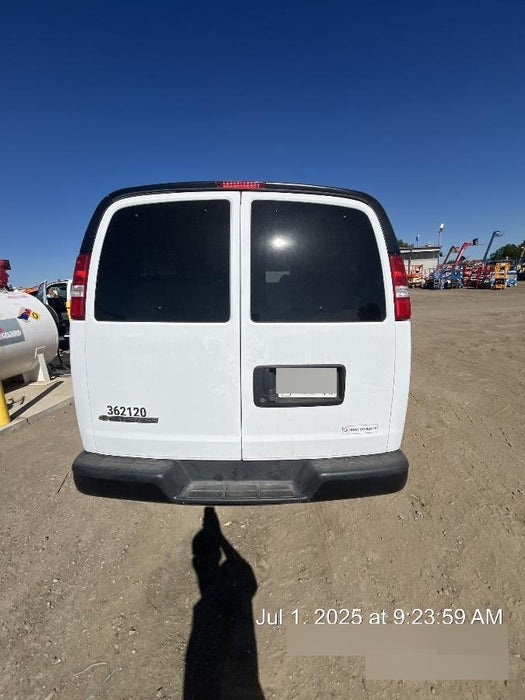 2023 CHEVROLET Express Van - Rental