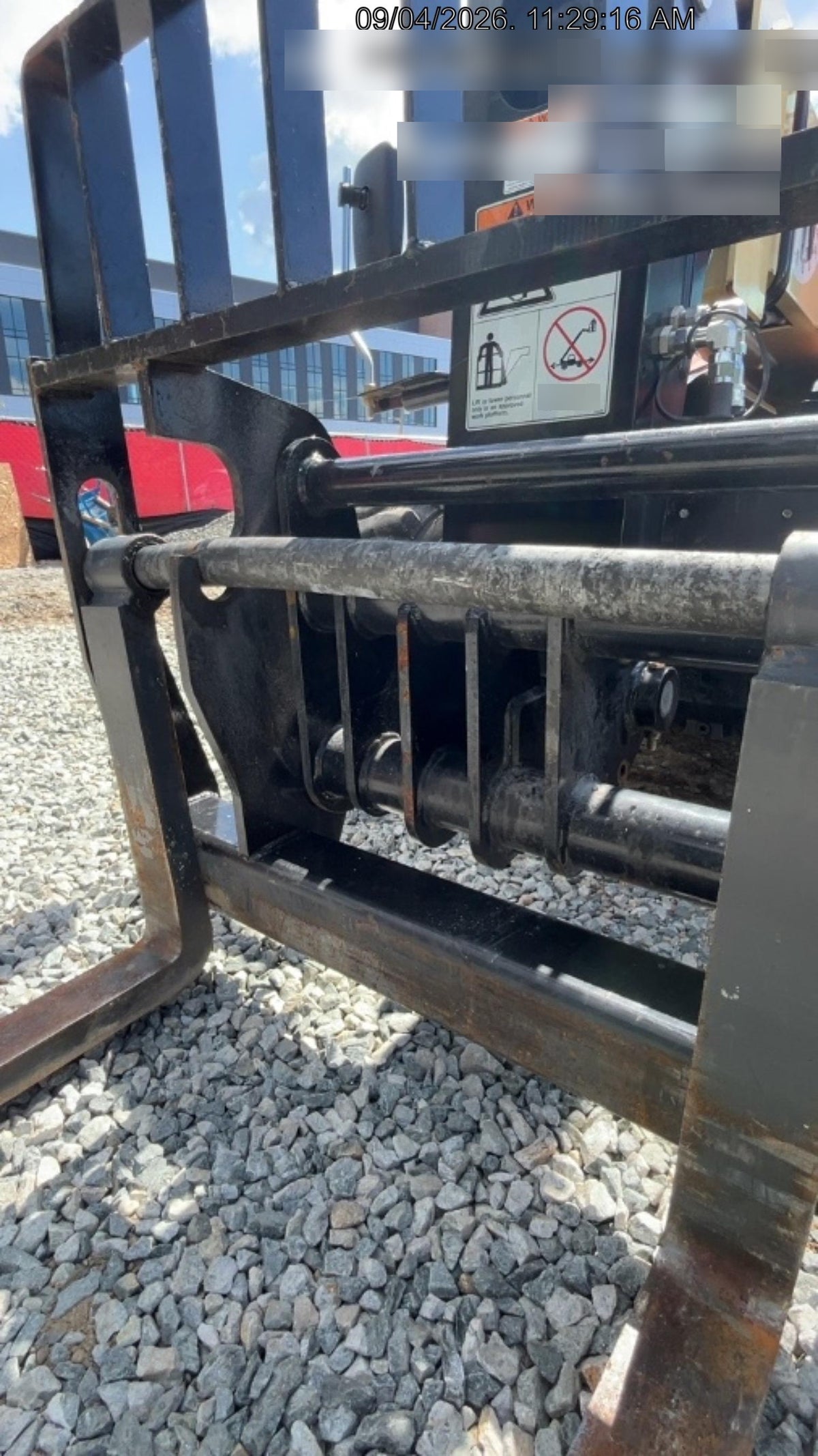 2025 JLG 519