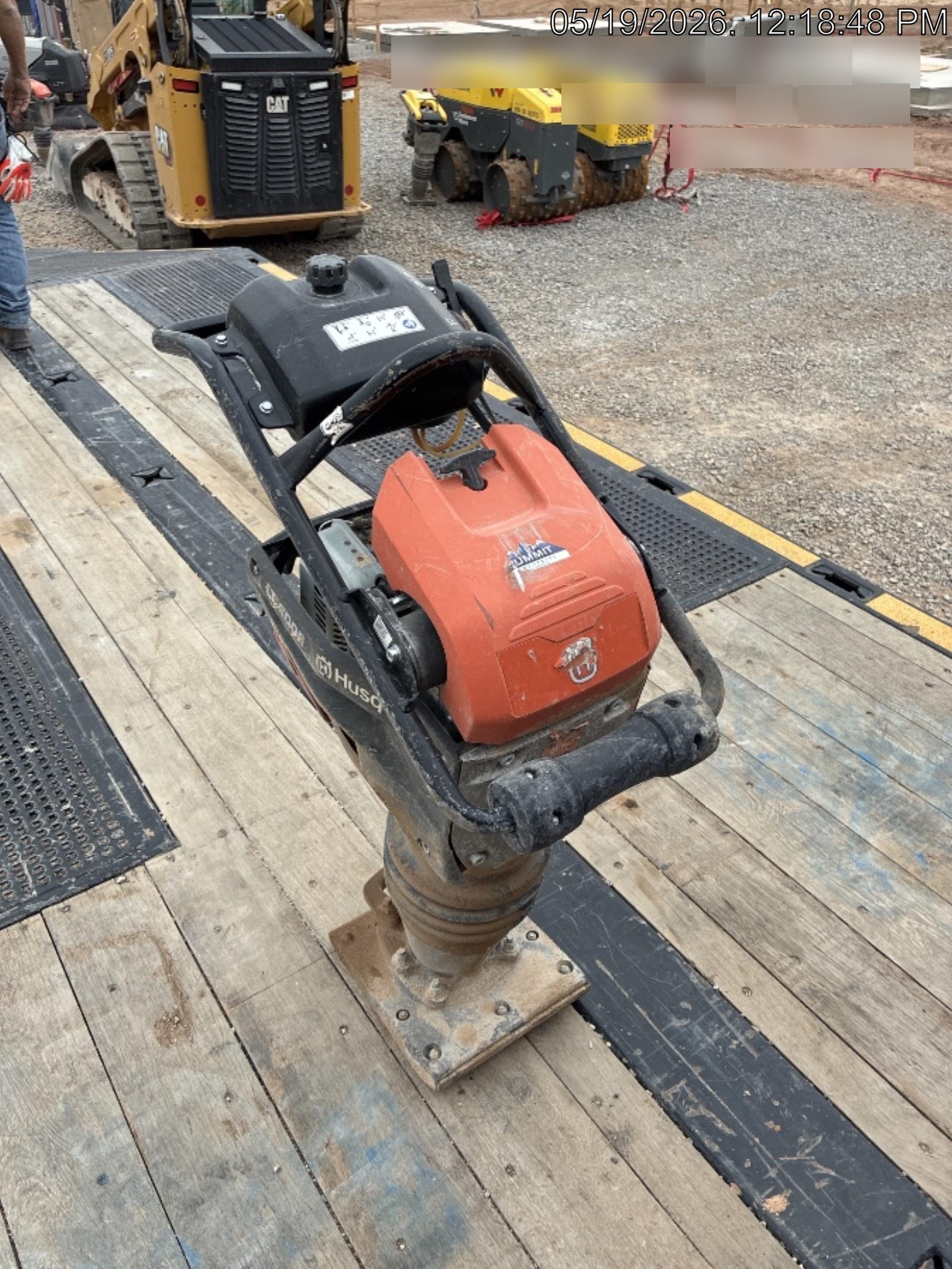 2025 HUSQVARNA LT6005