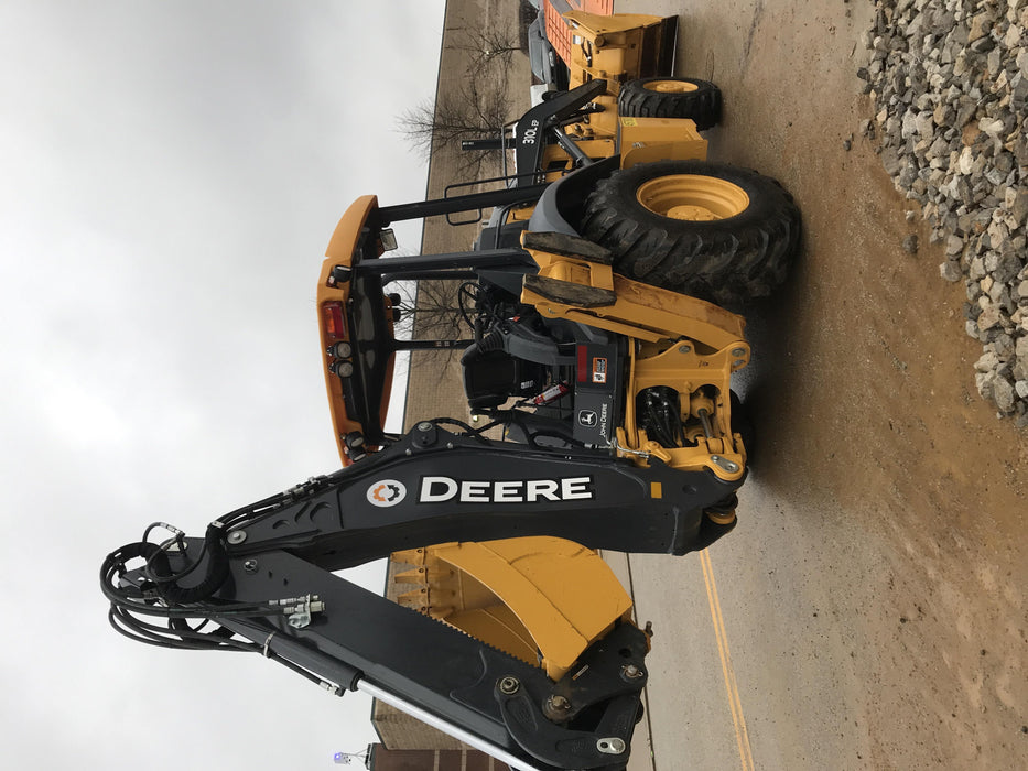 2019 John Deere 310LEP - Extendable Stick 4WD, Canopy, Extendable dipper, ISO Controls, 2 way Auxiliary Hydraulics, 4 in 1 Loader bucket w/ hook, Beacon w/ Buckets: 12”, 18”, and 24