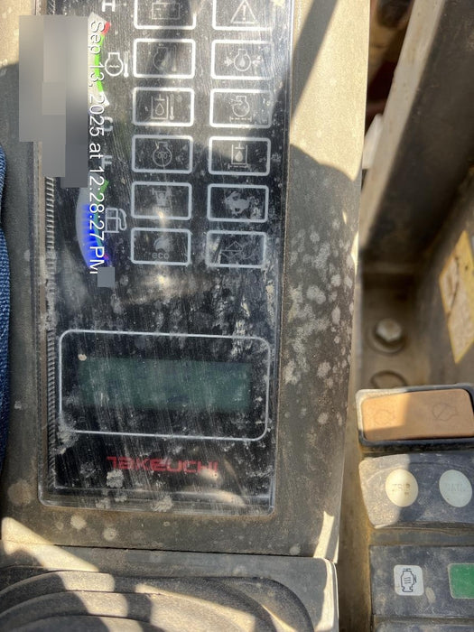 2019 Takeuchi TL8 Canopy, 15" Wide Rubber Tracks, Back-up Alarm, Front & Rear Working Lights, Auxiliary Hydraulics, Two-Speed Travel, Electronic Monitoring System 76" HD Smooth Dirt Bucket with Bolt-On Edge, 20.3 cubic feet Capacity