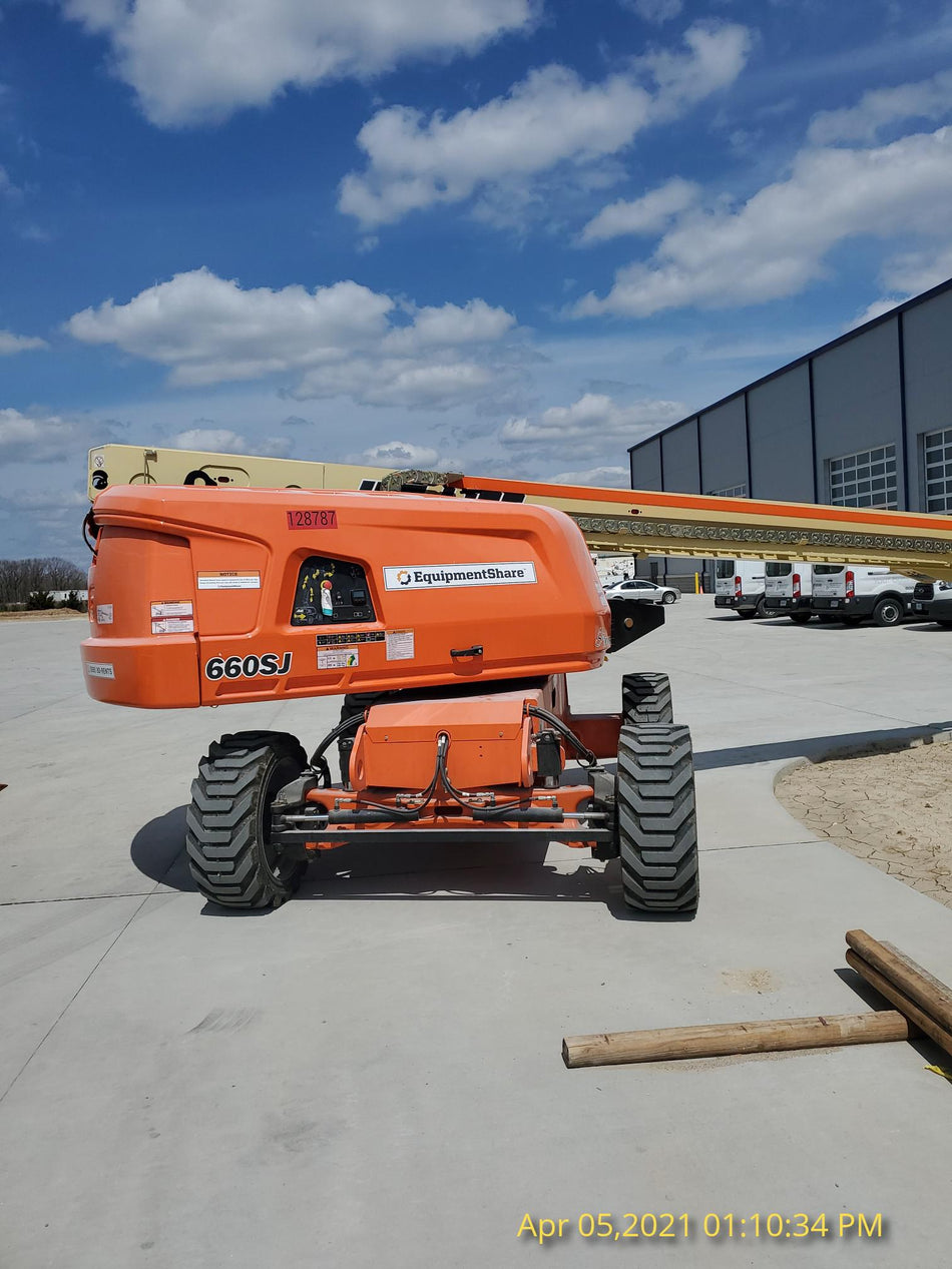 2021 JLG 660SJ