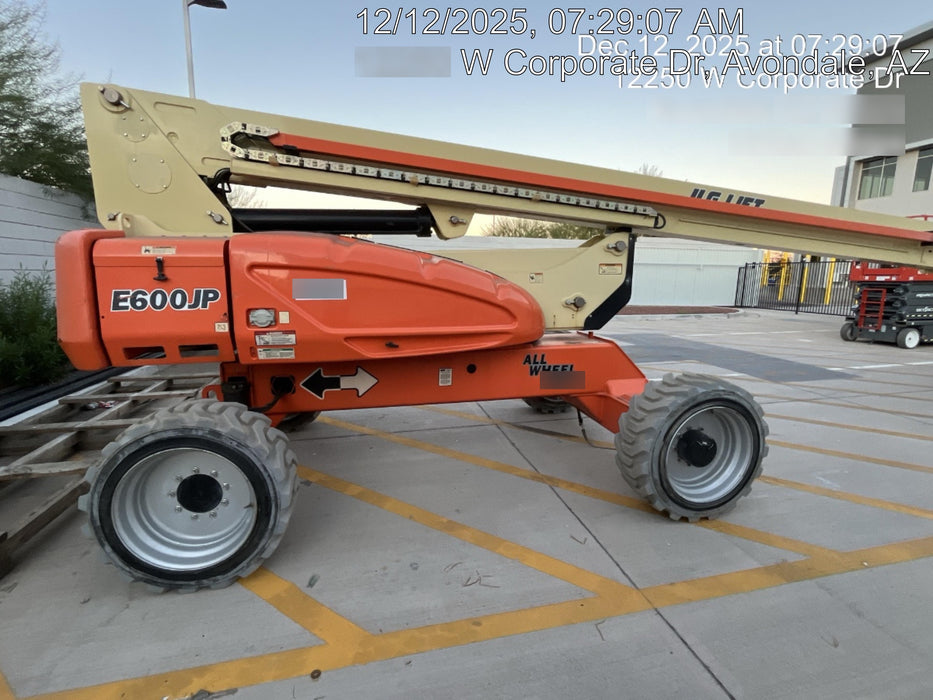 2019 JLG E600JP