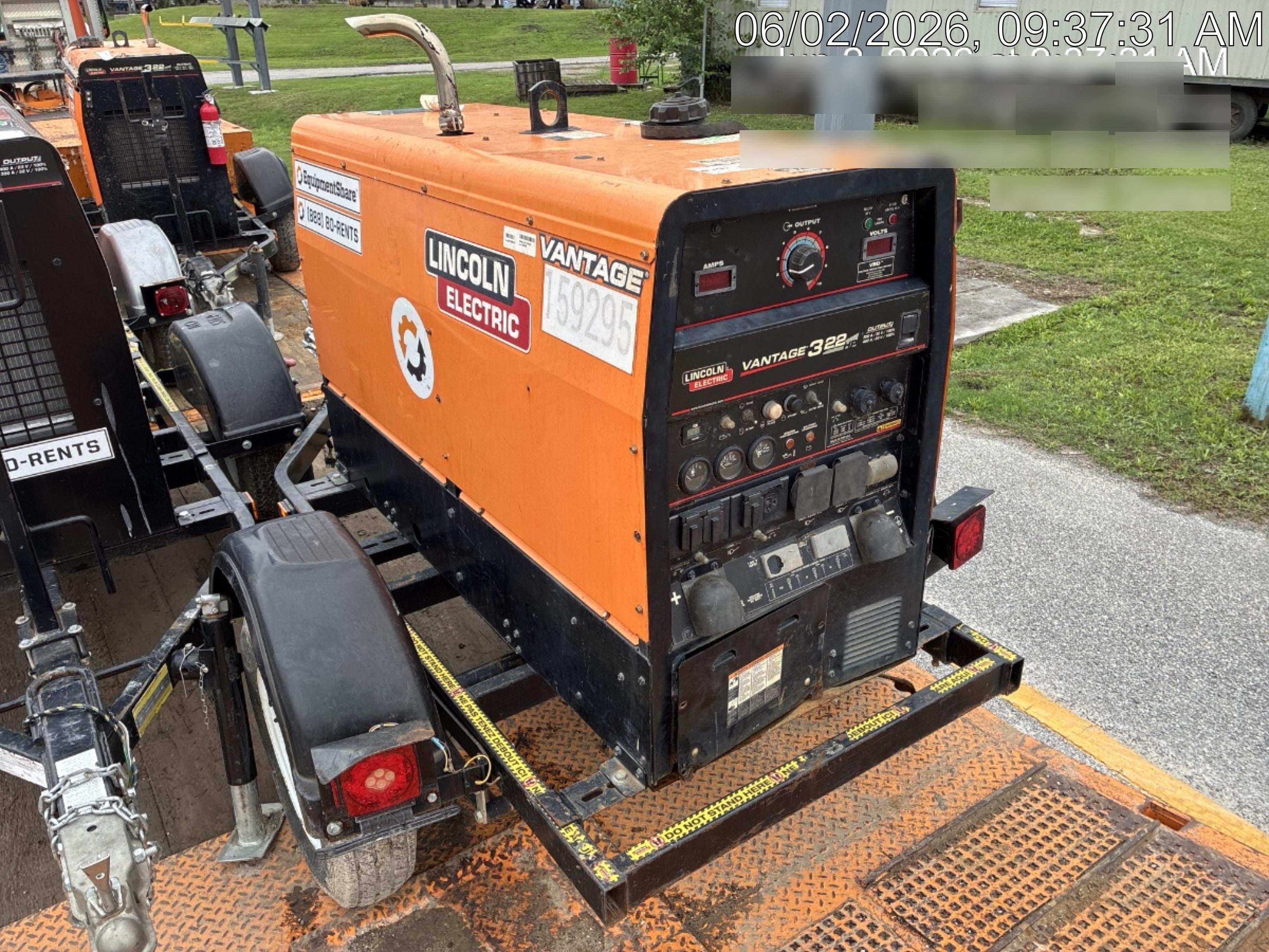 2021 Lincoln Electric Vantage 322 Vantage 322 Ready Pak 3 w/ Decals, ORANGE (includes trailer, cable rack, fender light kit) NO Telematics