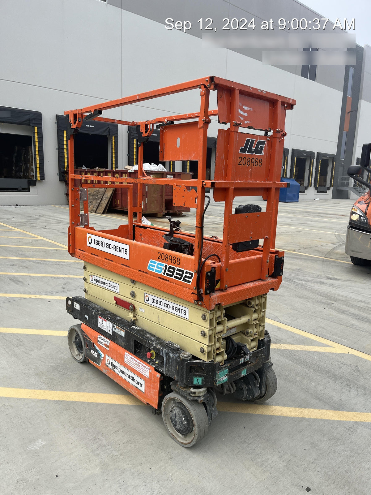 2022 JLG ES1932