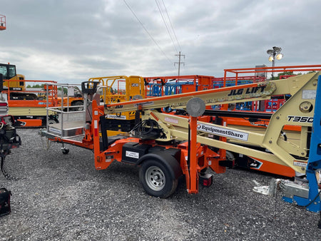 2022 JLG T350