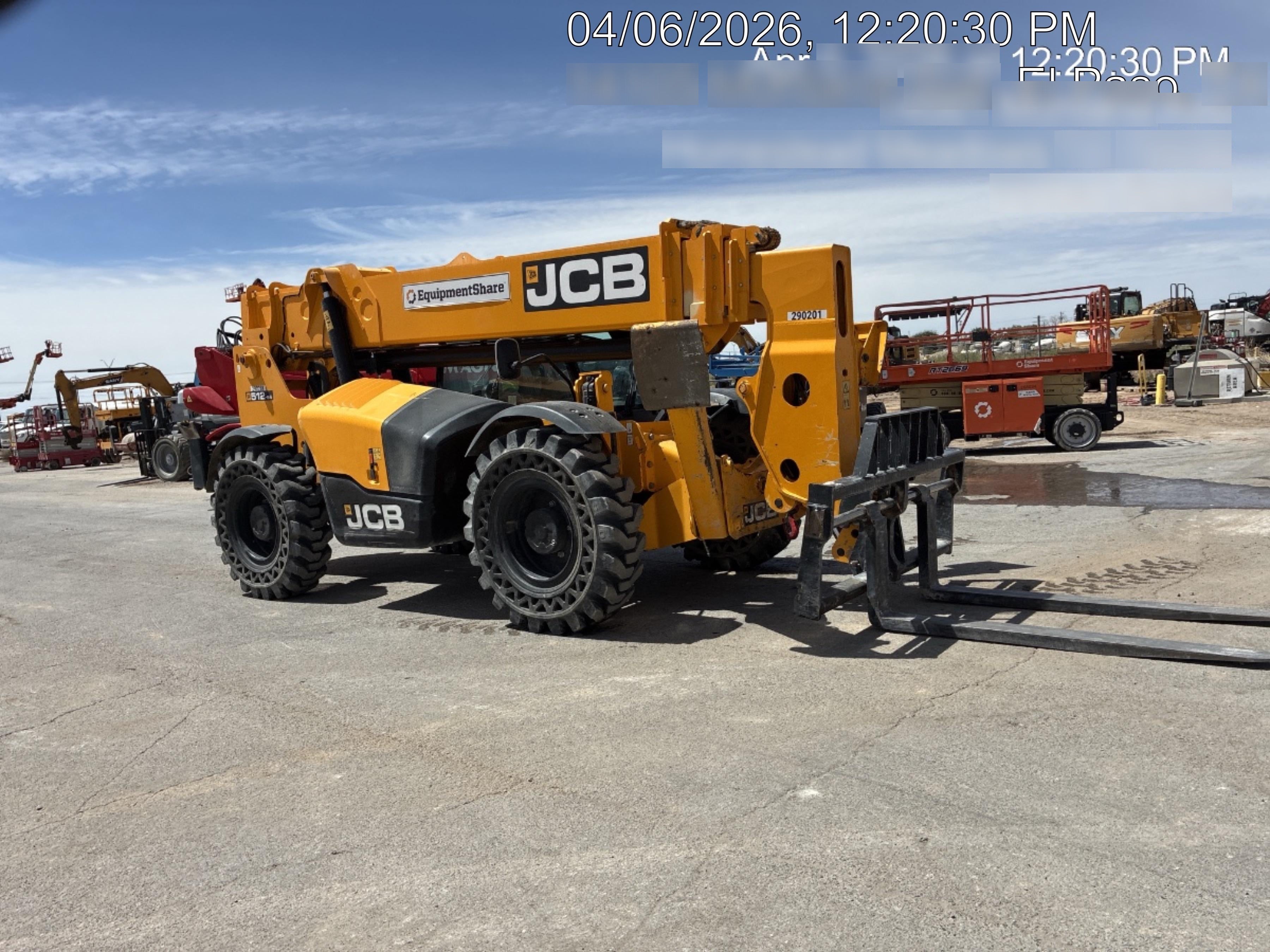 2023 JCB 512-56