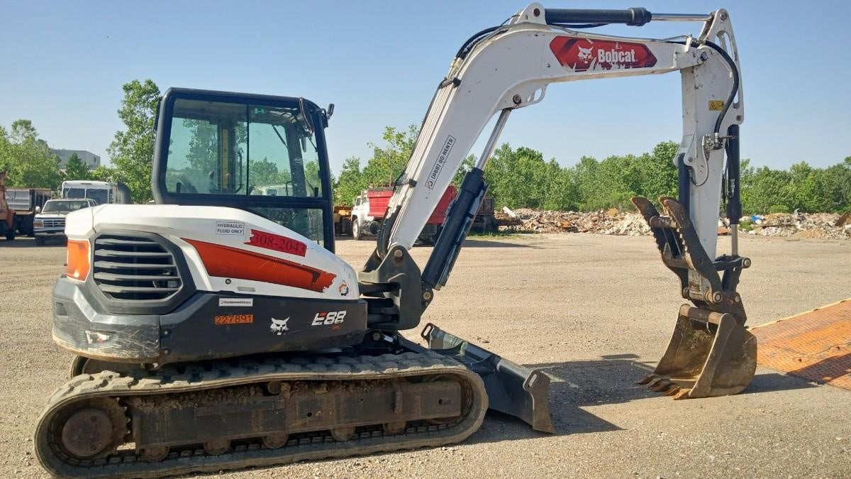 2019 JCB 510-56