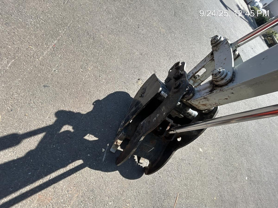 2025 TAKEUCHI 18" HD Bucket - Takeuchi