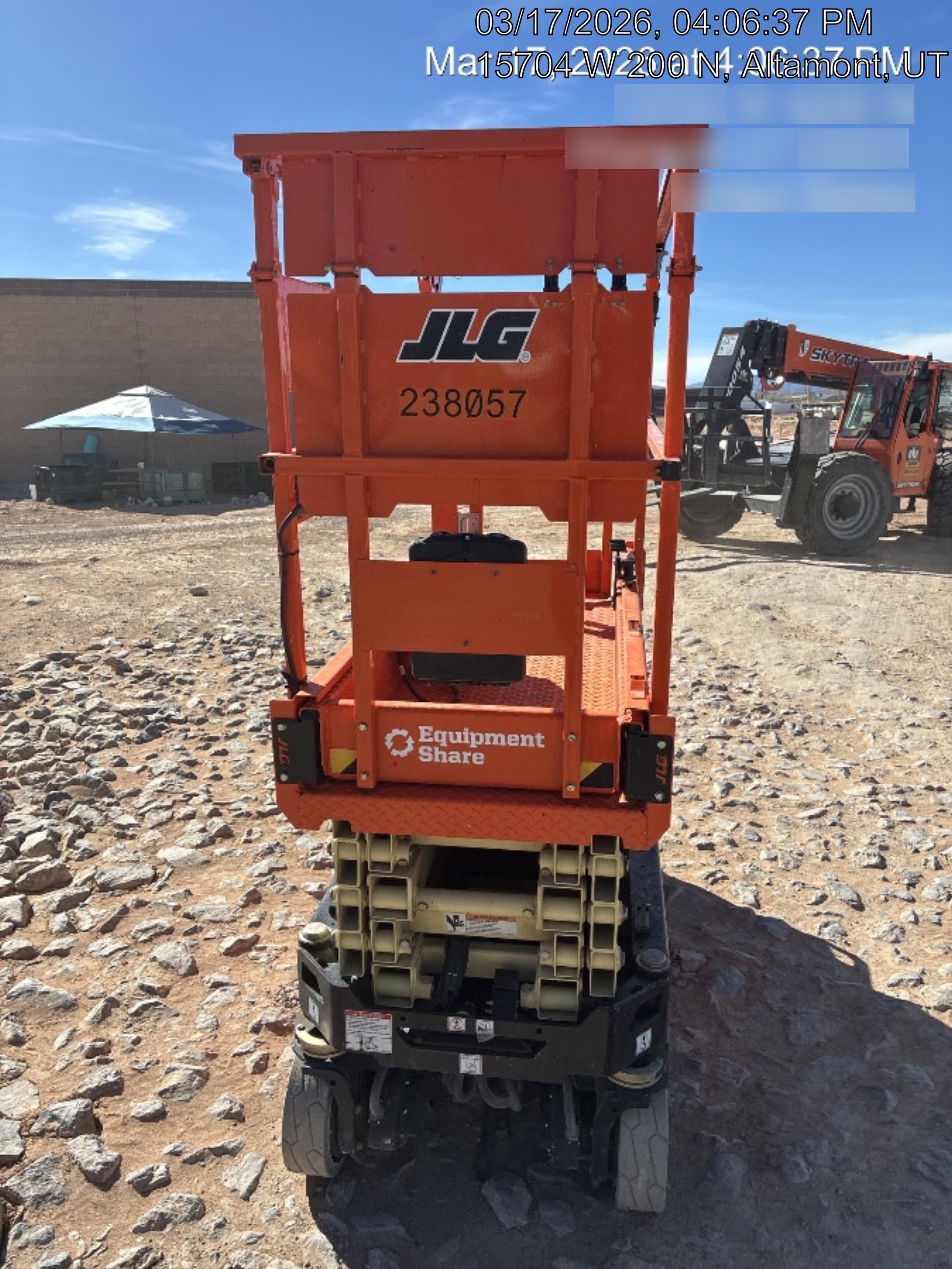 2022 JLG ES1932
