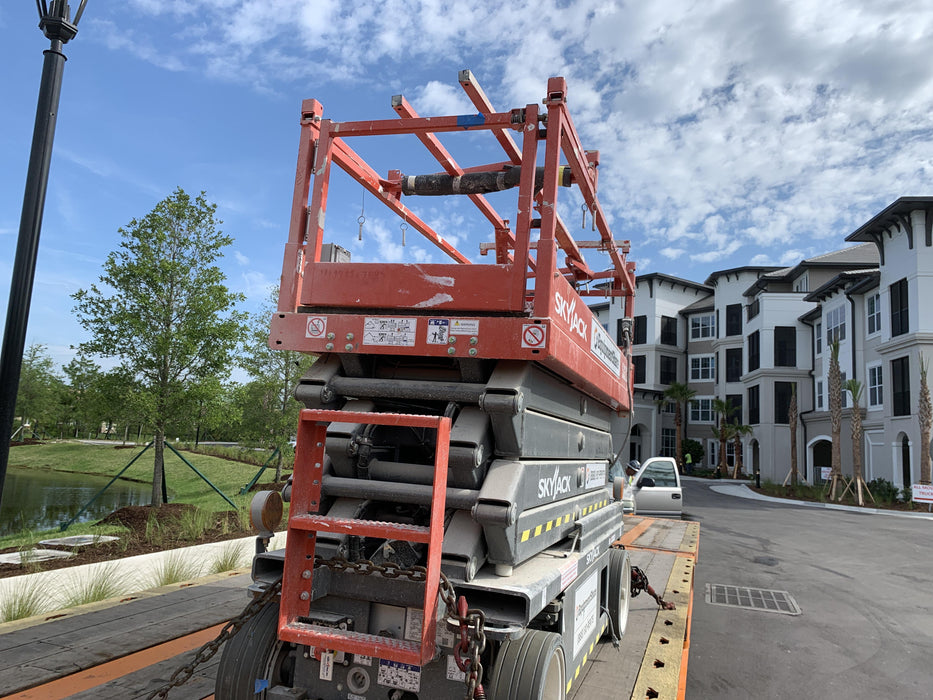 2020 Skyjack SJIII-3226 Solid NM Tires, Half height spring hinged entry gate, Dual Beacons