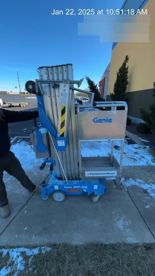 2022 GENIE AWP-30S DC