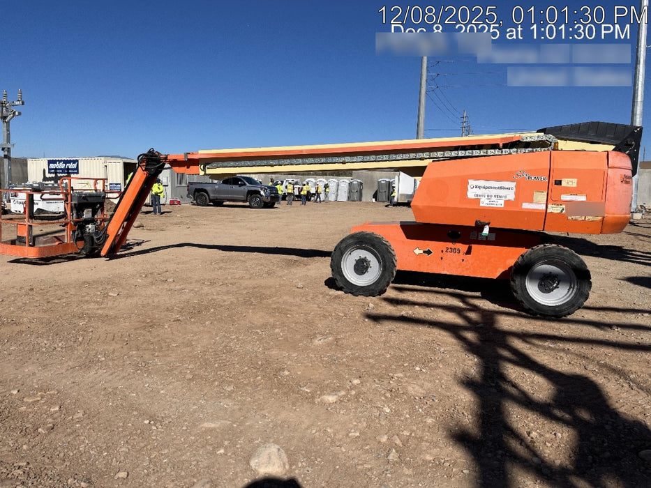 2017 JLG 660SJ