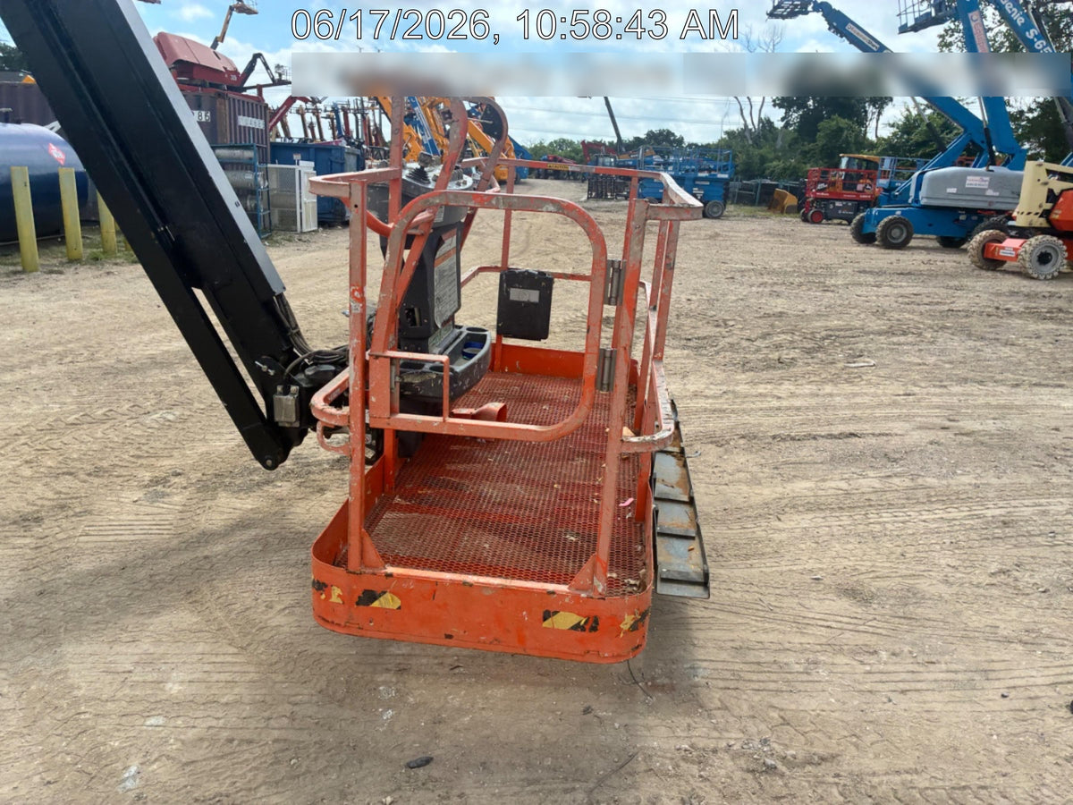 2023 JLG 860SJ