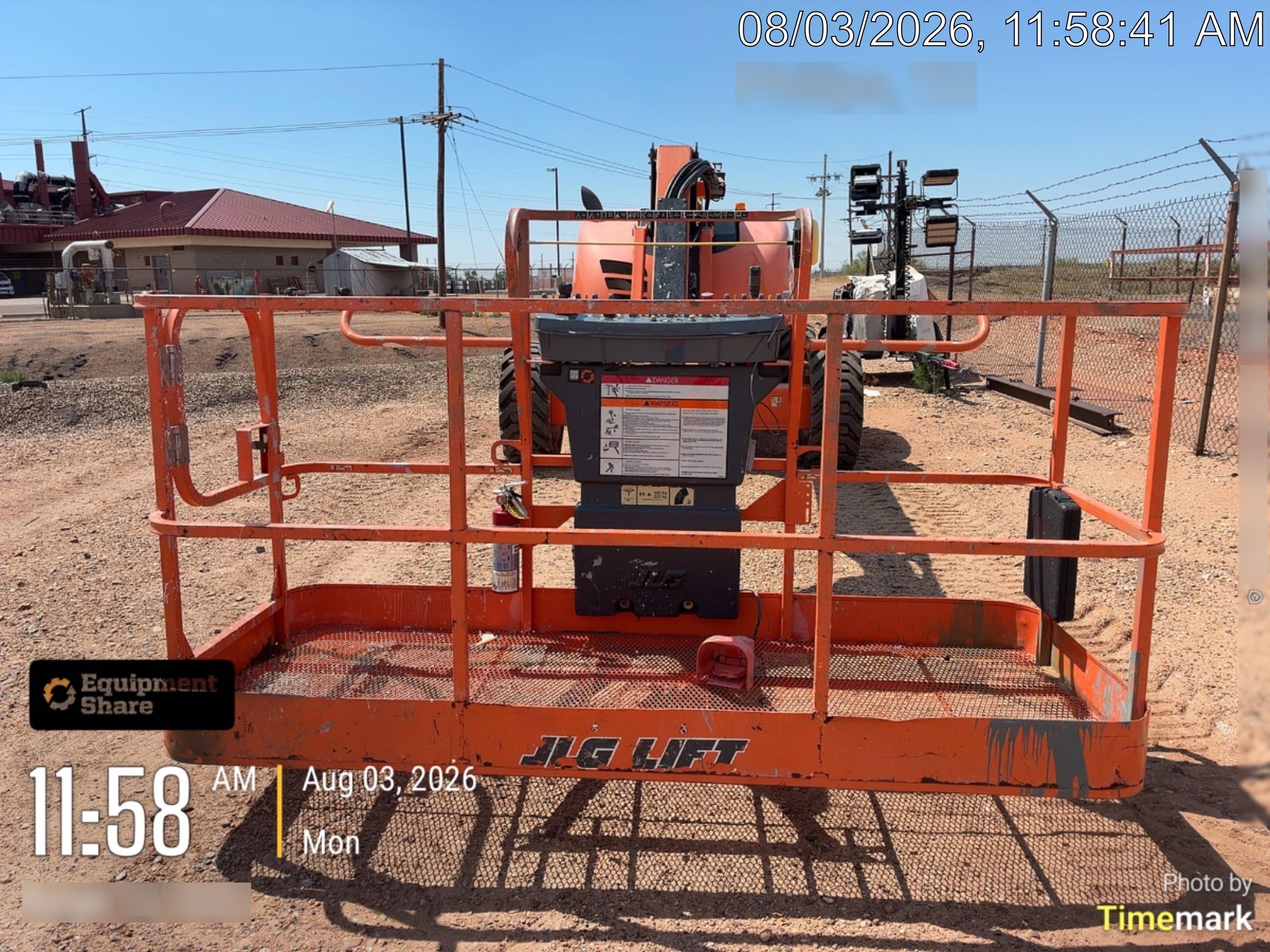 2019 JLG 600AJ