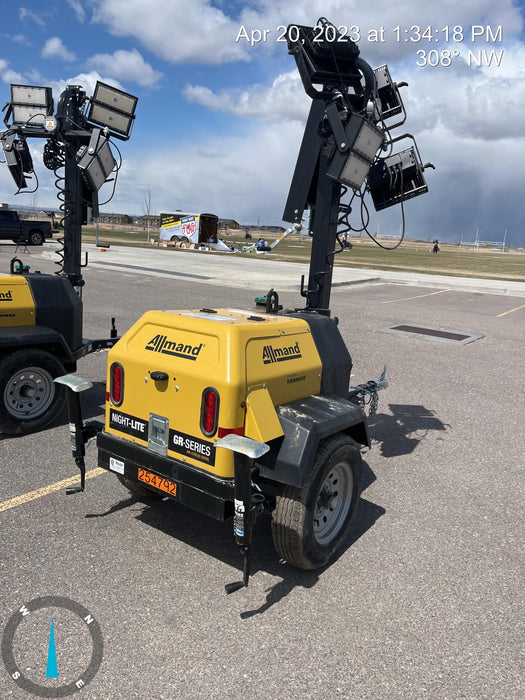2022 Allmand NLV3GR (4) LED Light Fixture 350W, 23' Vertical Mast, 3kW Prime, Towable, ES Decals, T3