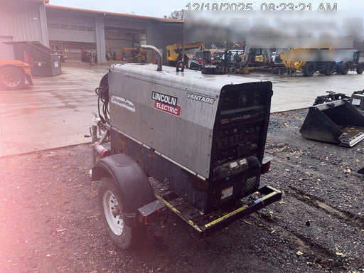 Lincoln Electric Vantage 322 Lincoln Vantage 322 Welder w/Trailer