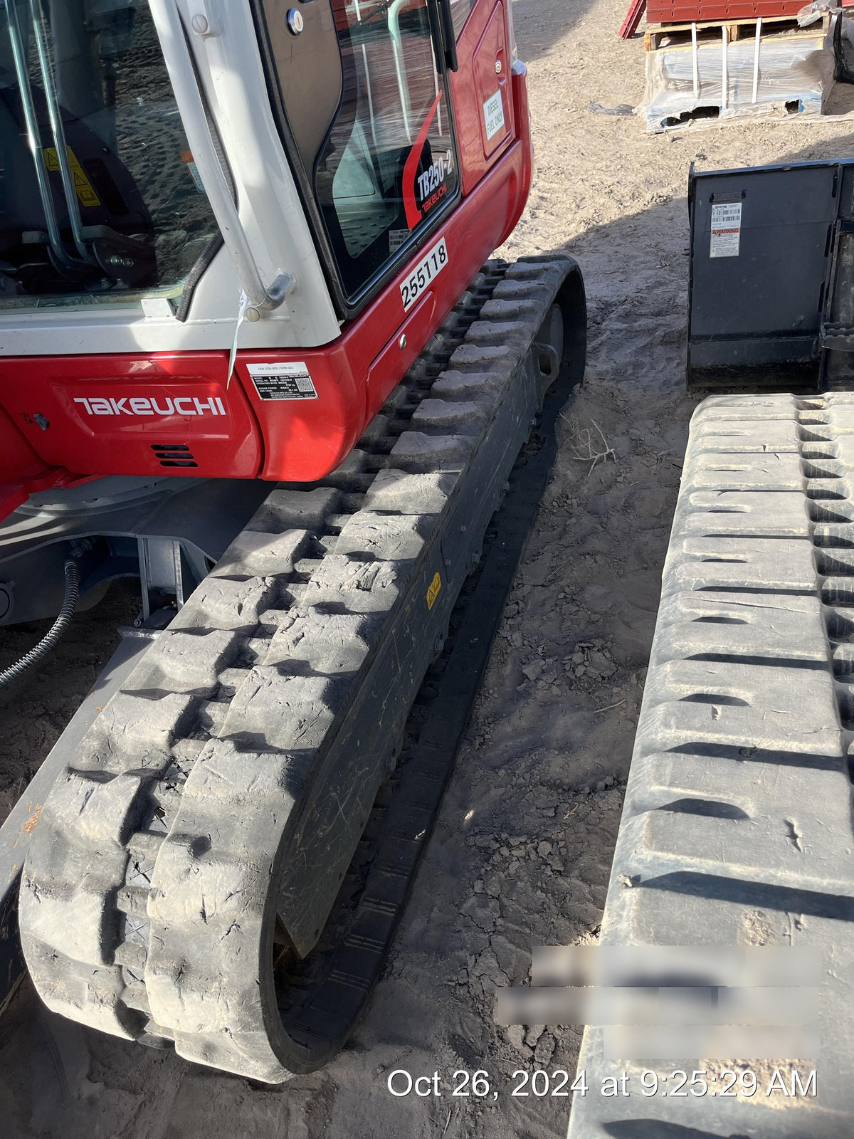 2022 TAKEUCHI TB250-2CR