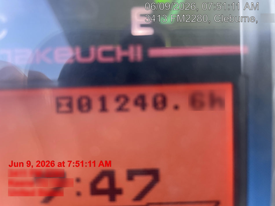 2022 TAKEUCHI TB235-2R