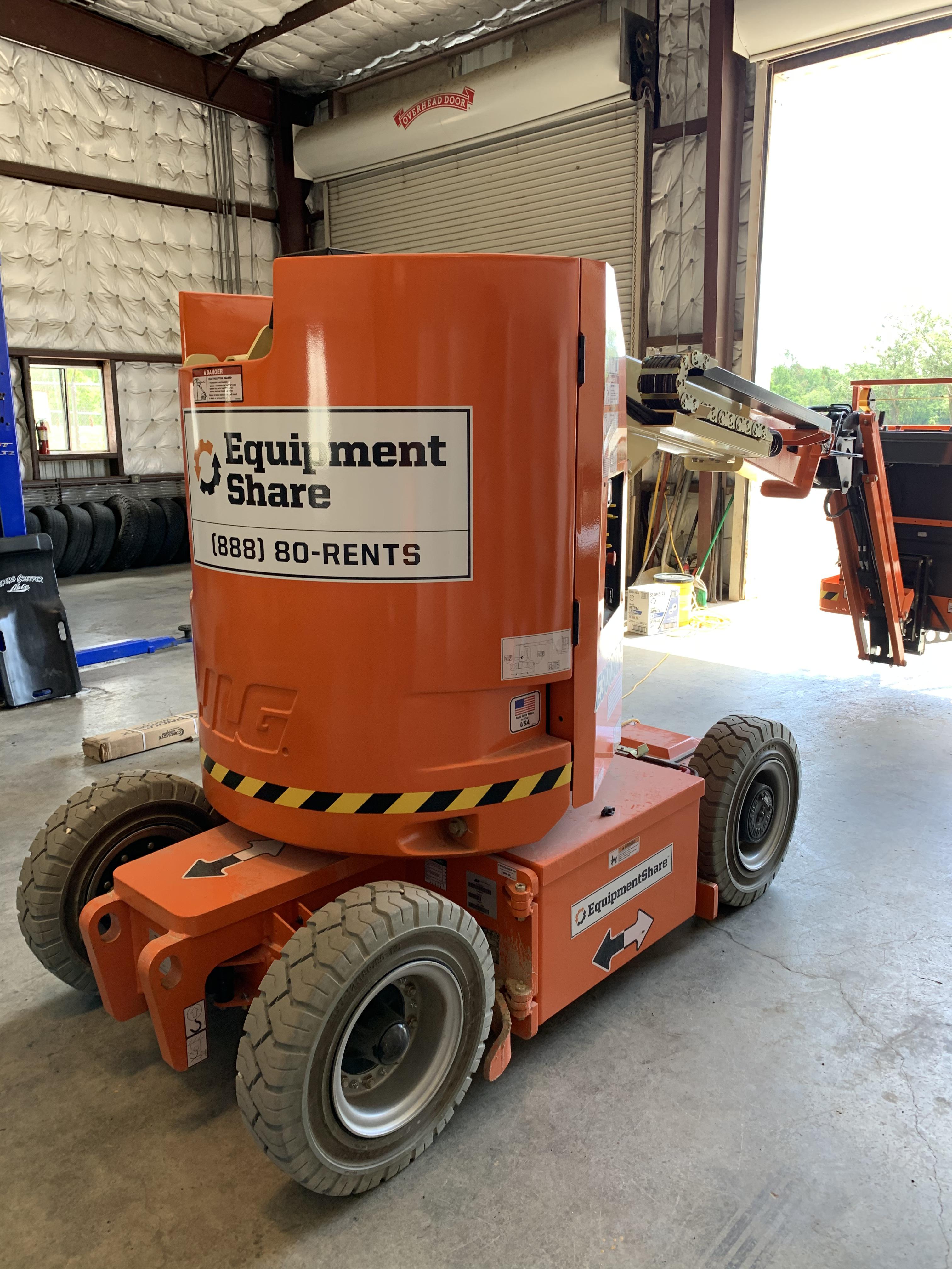2021 JLG E300AJP