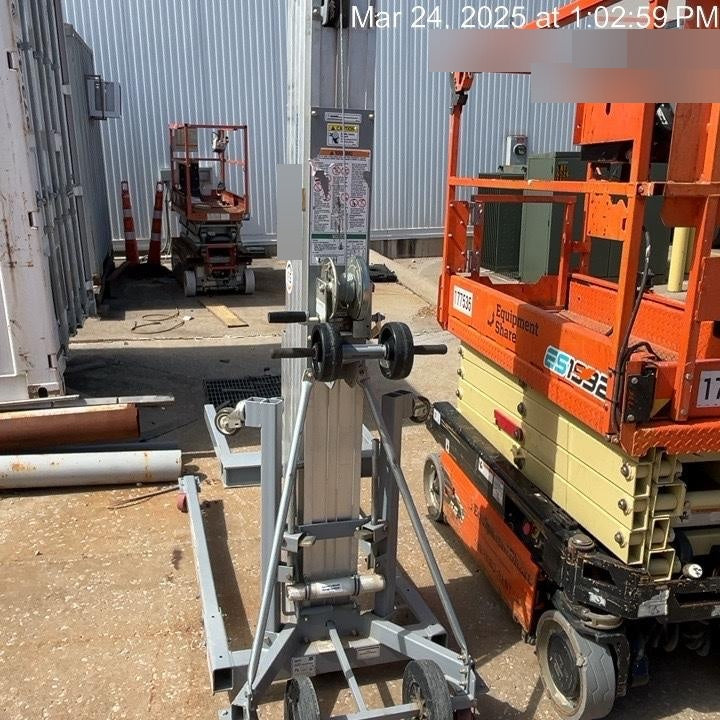 2020 GENIE SLC-24