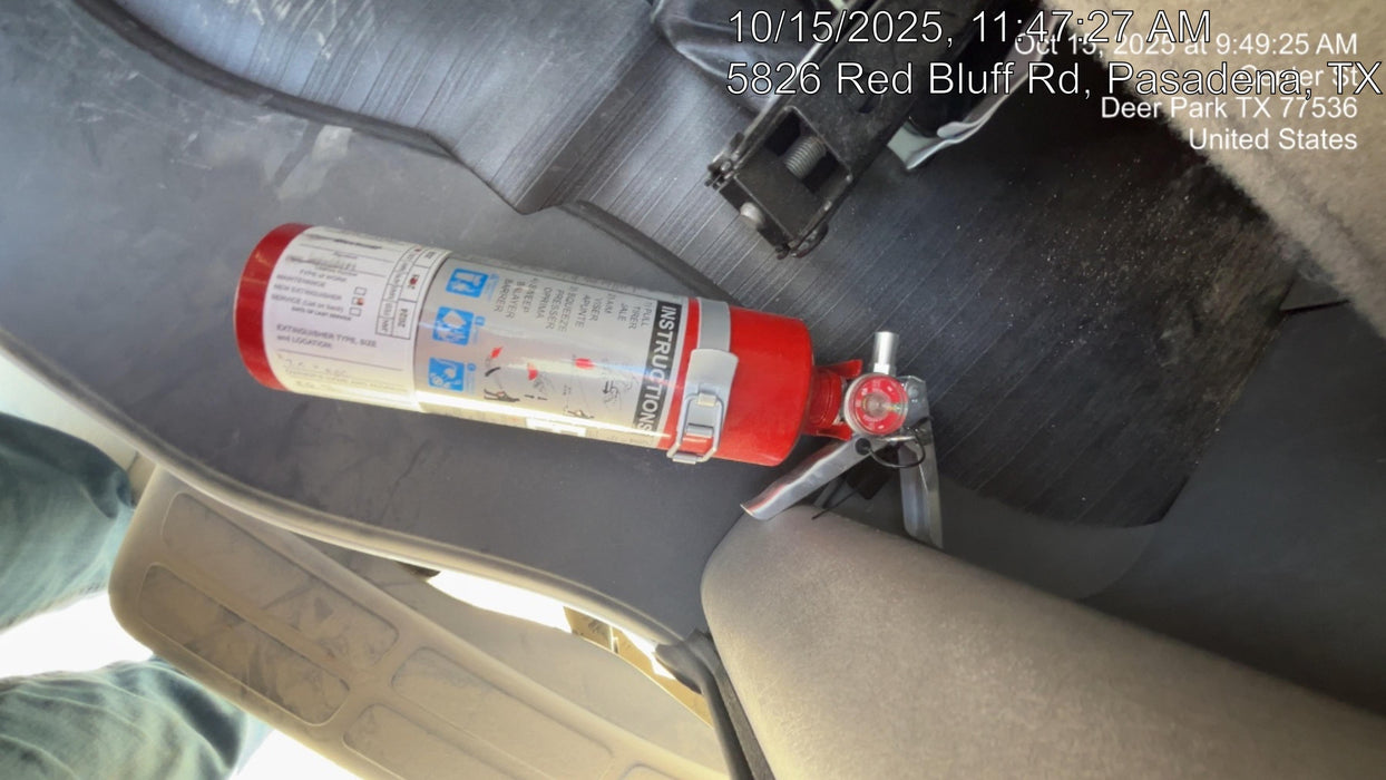 2025 CHEVROLET Express Van - Rental