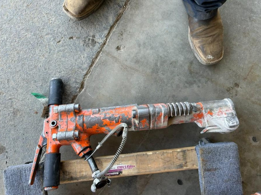 2019 AMERICAN PNEUMATIC TOOL M160