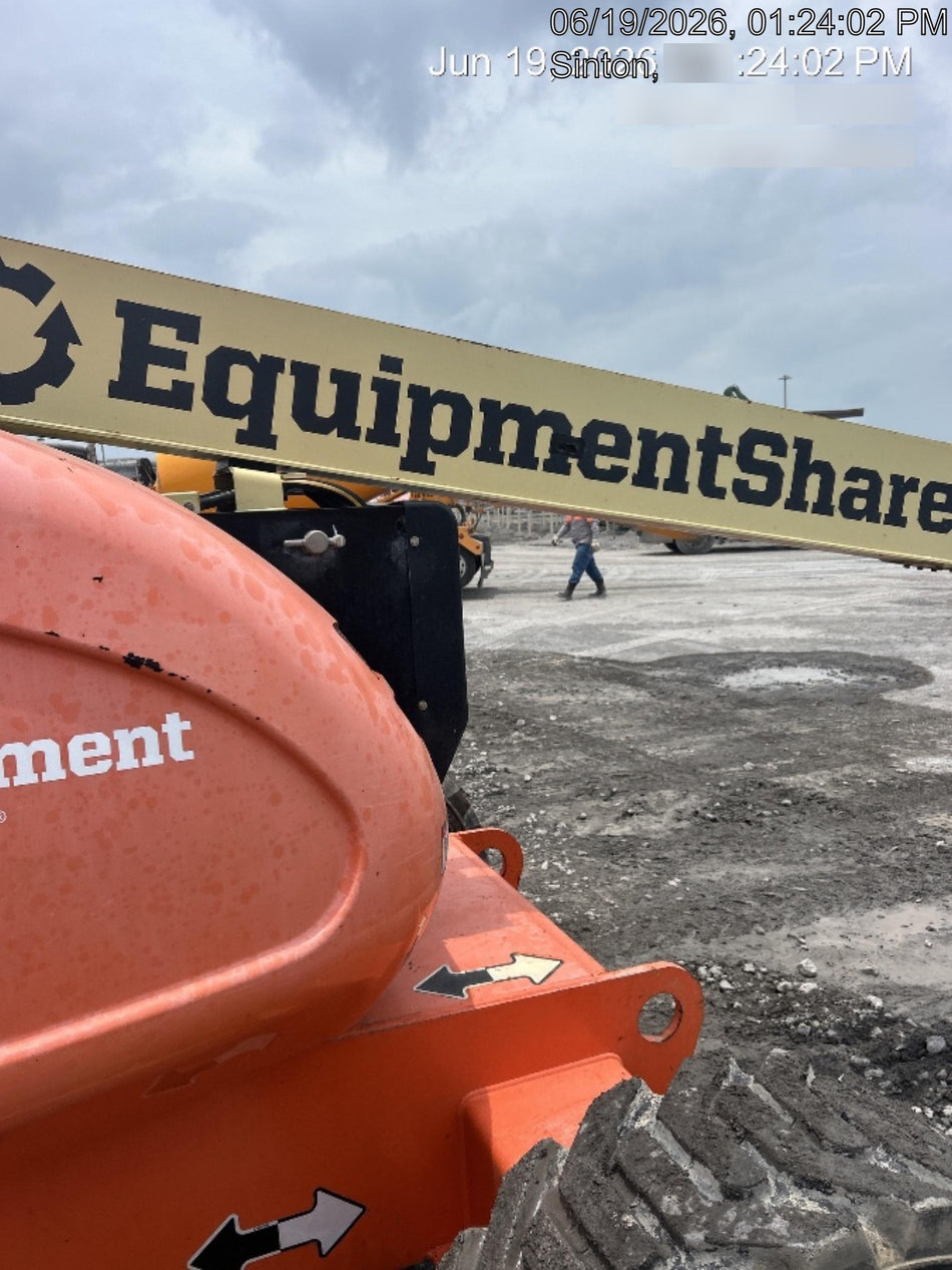 2022 JLG 600AJ