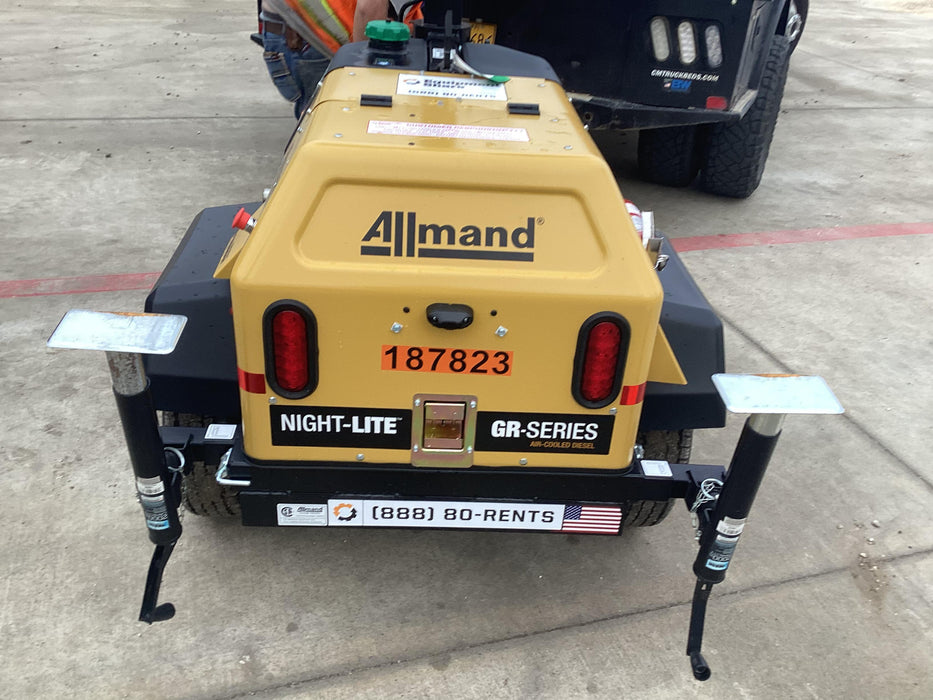 Allmand NLV3GR (4) LED Light Fixture 350W, 23' Vertical Mast, 3kW Prime, Towable, Deep Sea L401, Leveling Jacks, Yanmar T4F 5.8hp