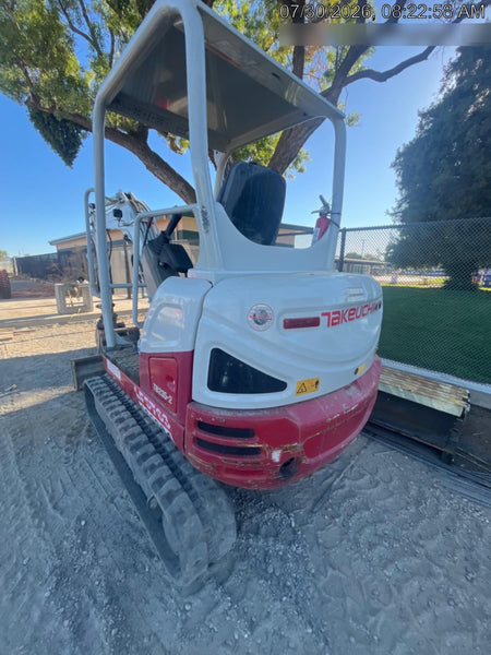 2021 TAKEUCHI TB235-2R