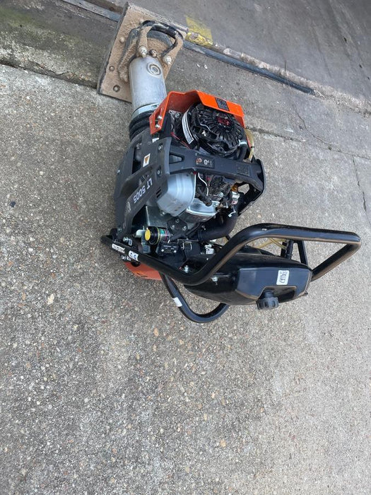 2024 HUSQVARNA LT5005