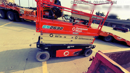 2022 JLG ES2632