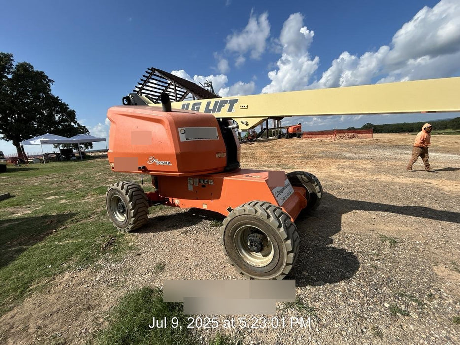 2019 JLG 460SJ