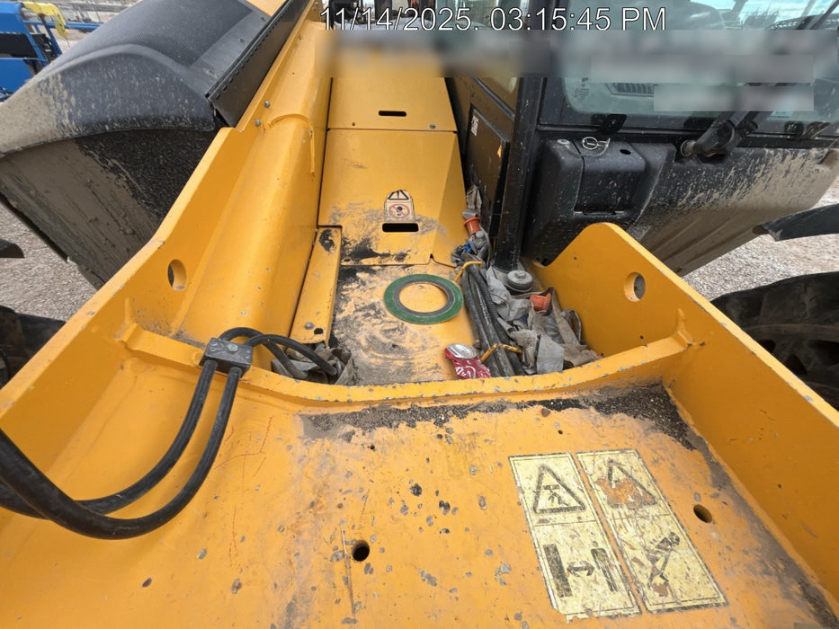 2019 JCB 512-56 Enclosed Cab, 109 HP, Solid Tires, Worklights, Beacon, Aux Hydraulics, Lifting Eye w/66" Carriage/60" Forks