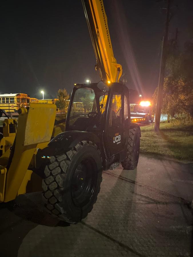 2025 JCB 510-56