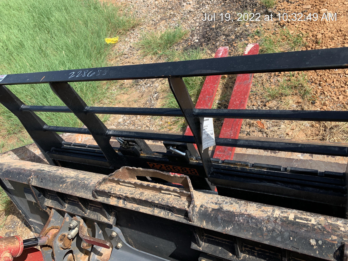 2022 ARROW MATERIAL HANDLING 72" Pallet Forks - Arrow