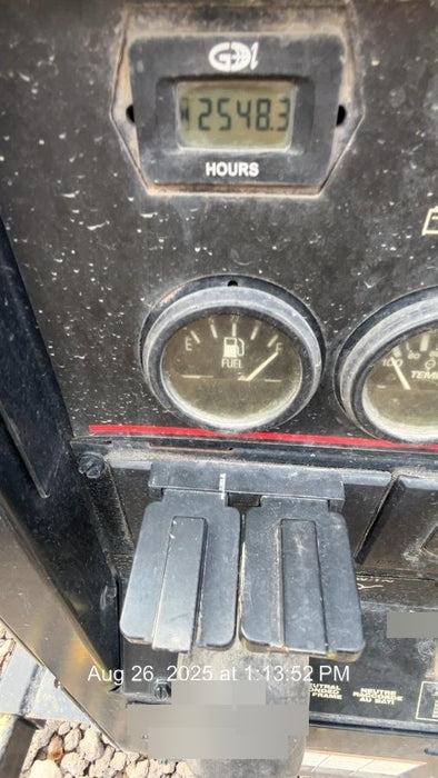 2019 Lincoln Electric Vantage 322 Welder Ready-Pak 3, Two wheel trailer, Fender and Light kit, Cable Rack