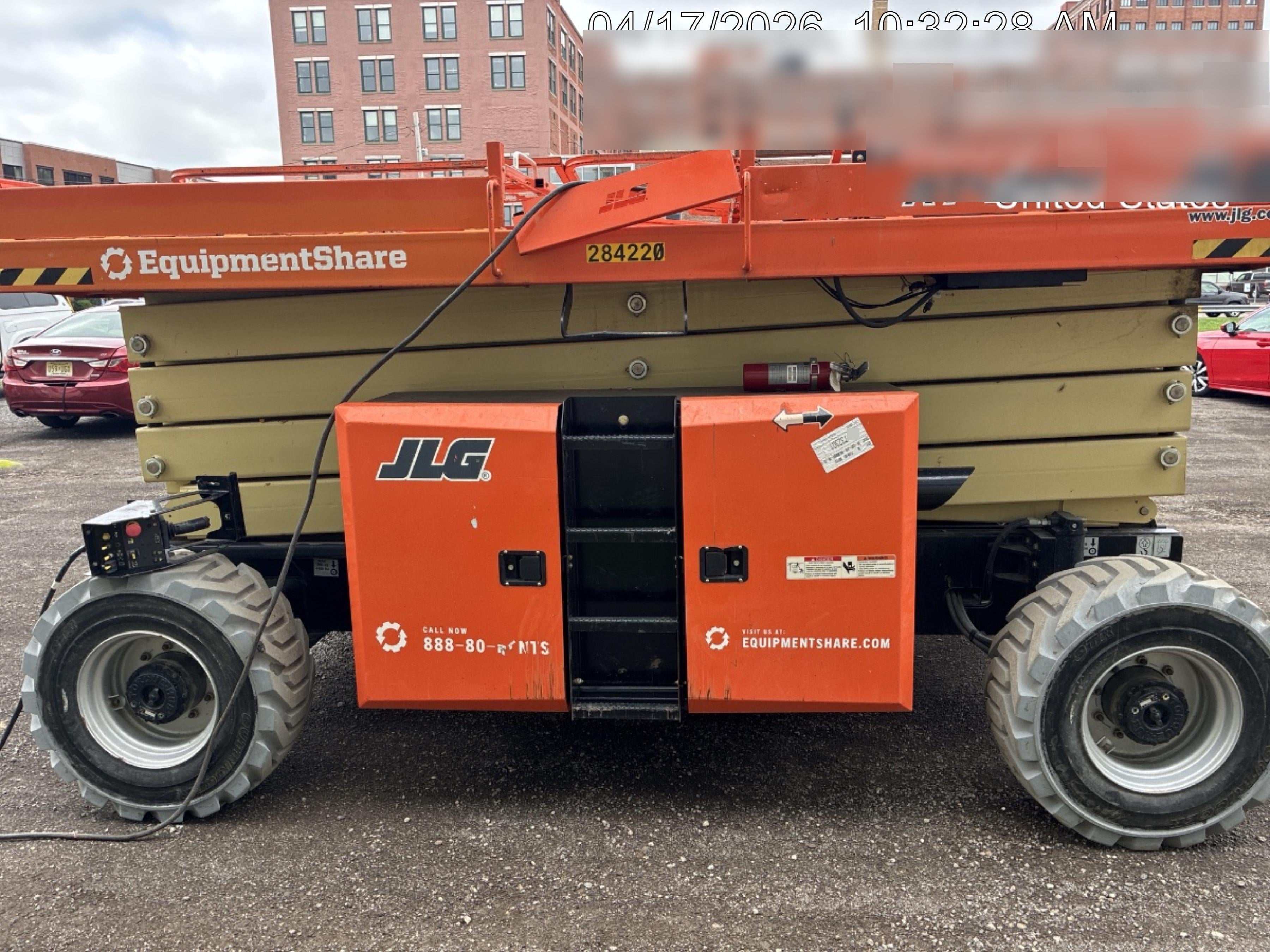 2022 JLG RT4394