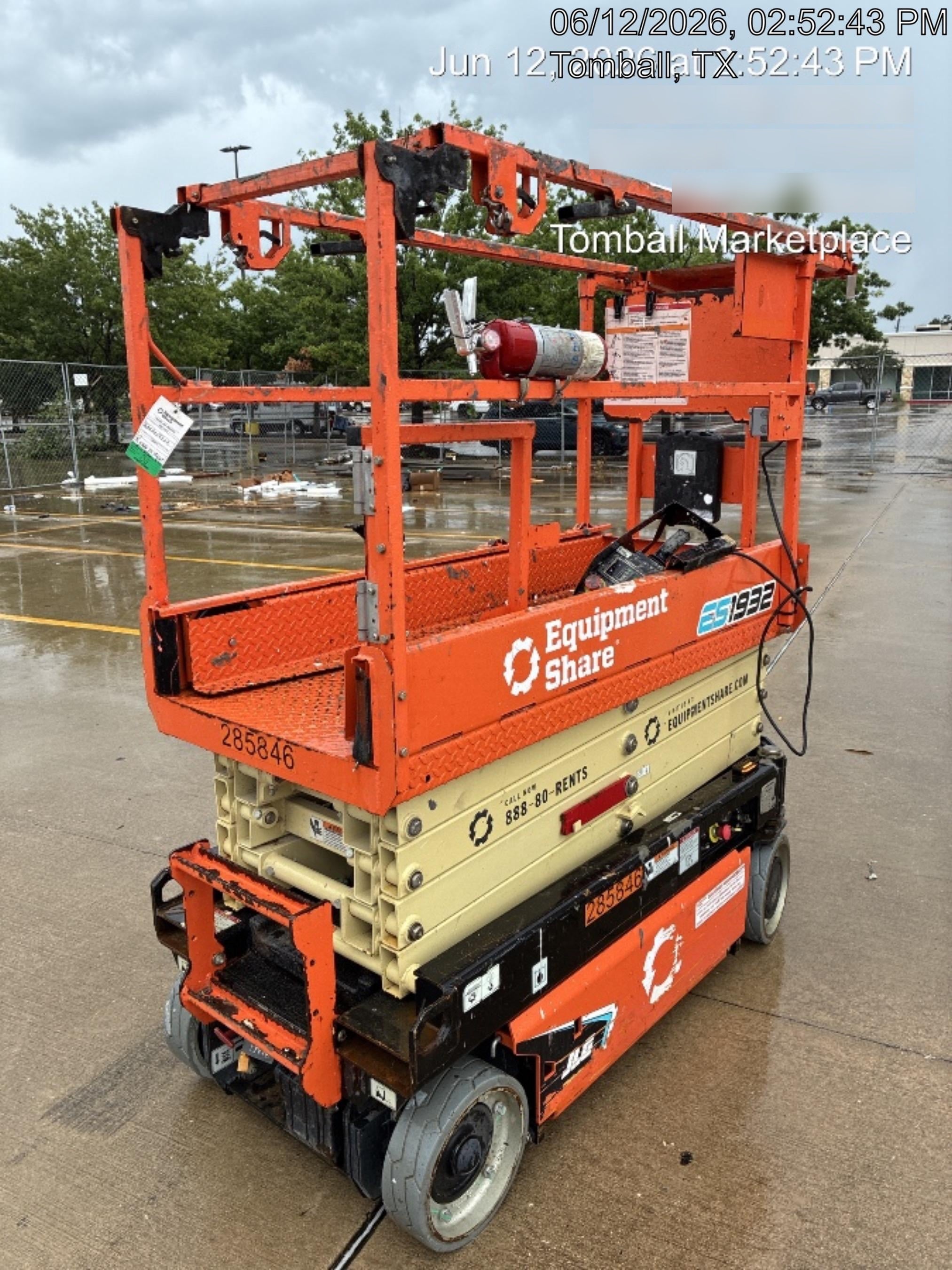 2022 JLG ES1932