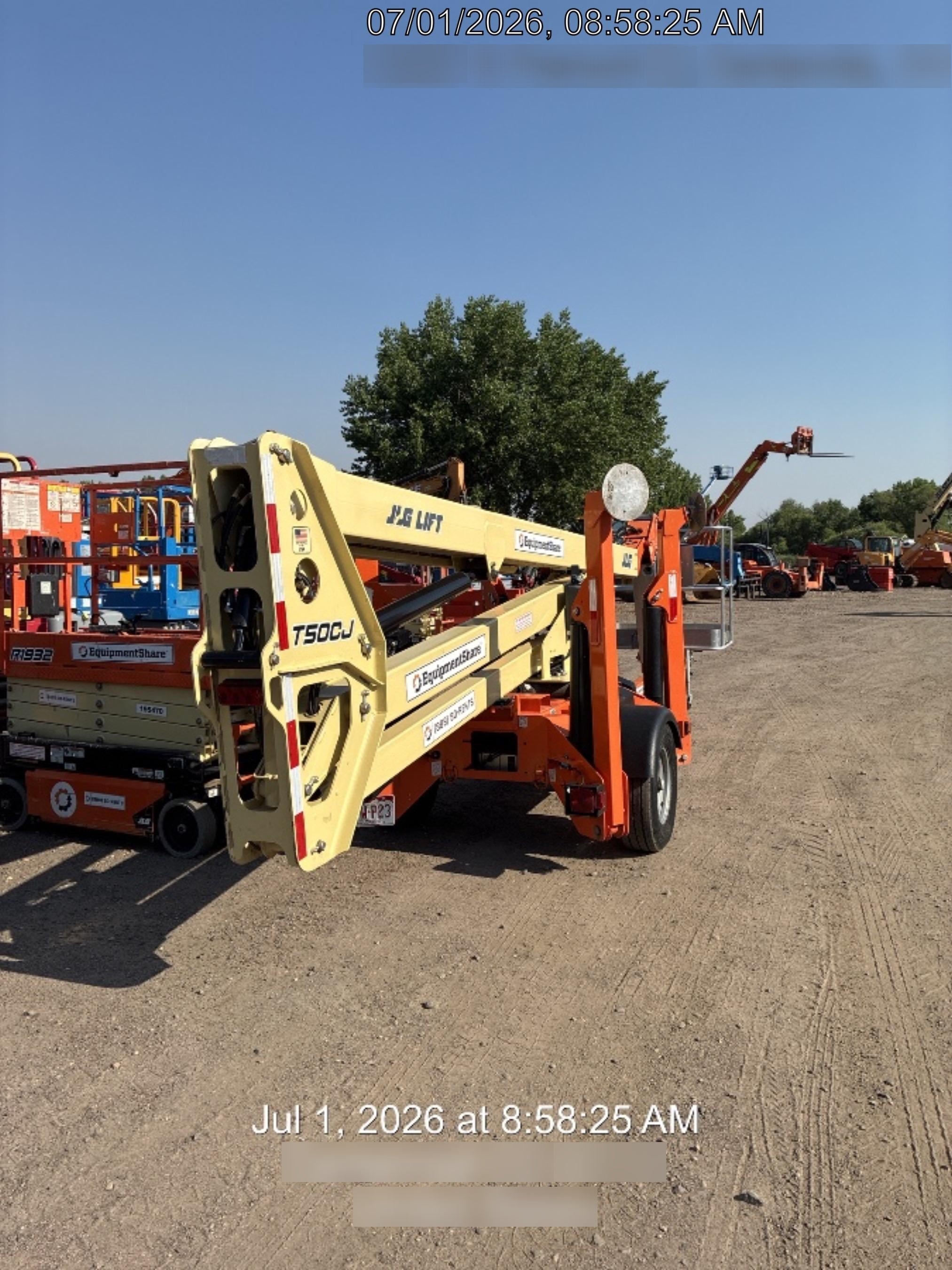 2022 JLG T500J