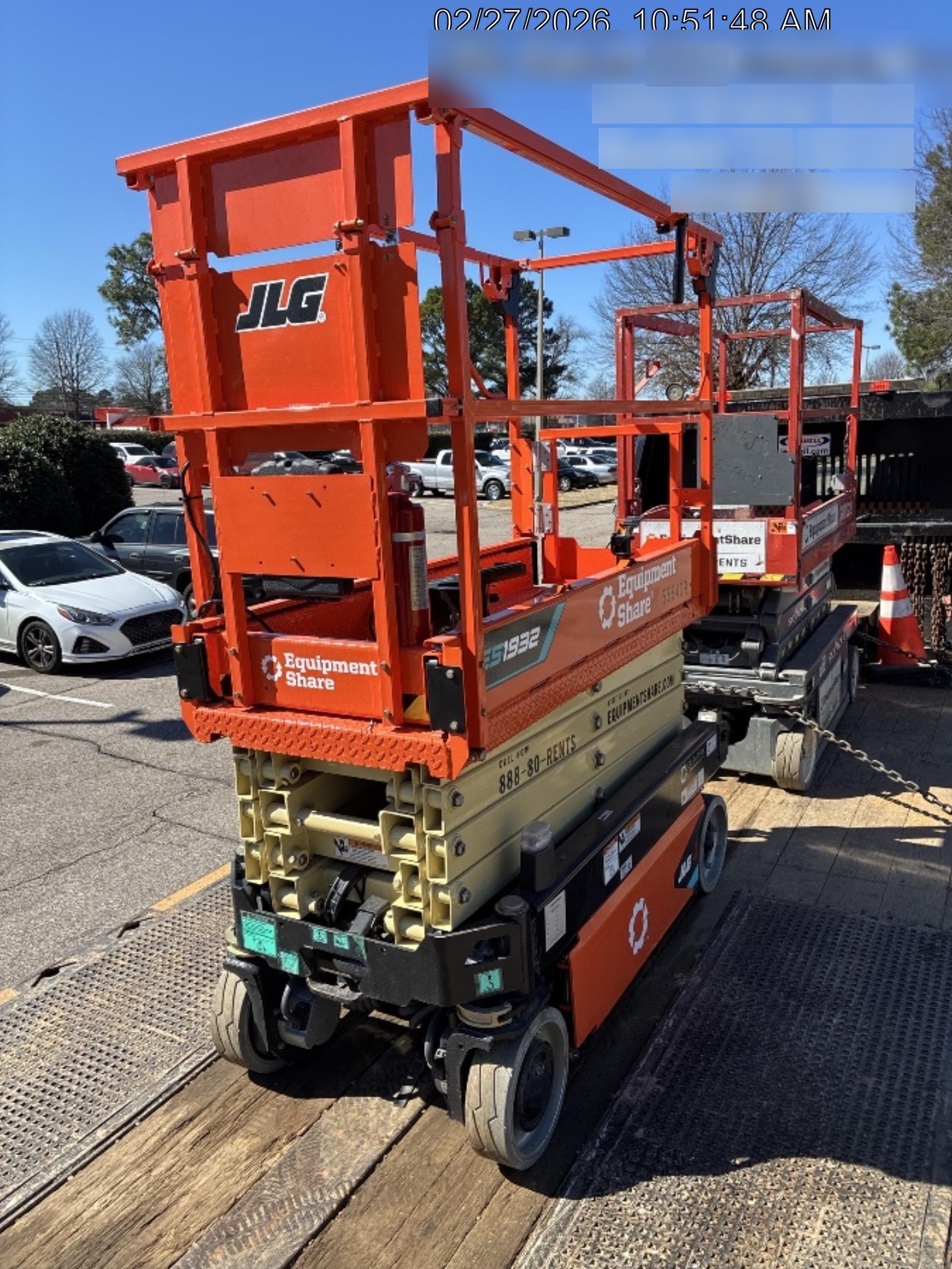 2025 JLG ES1932