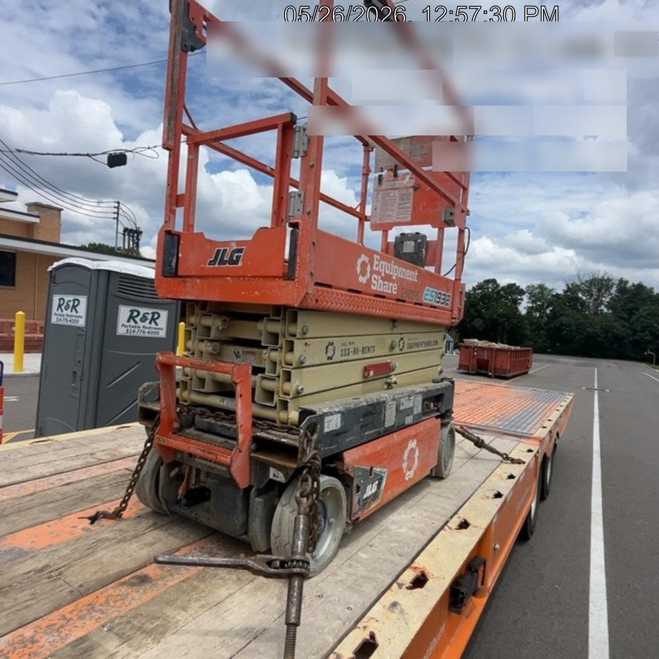 2022 JLG ES1932