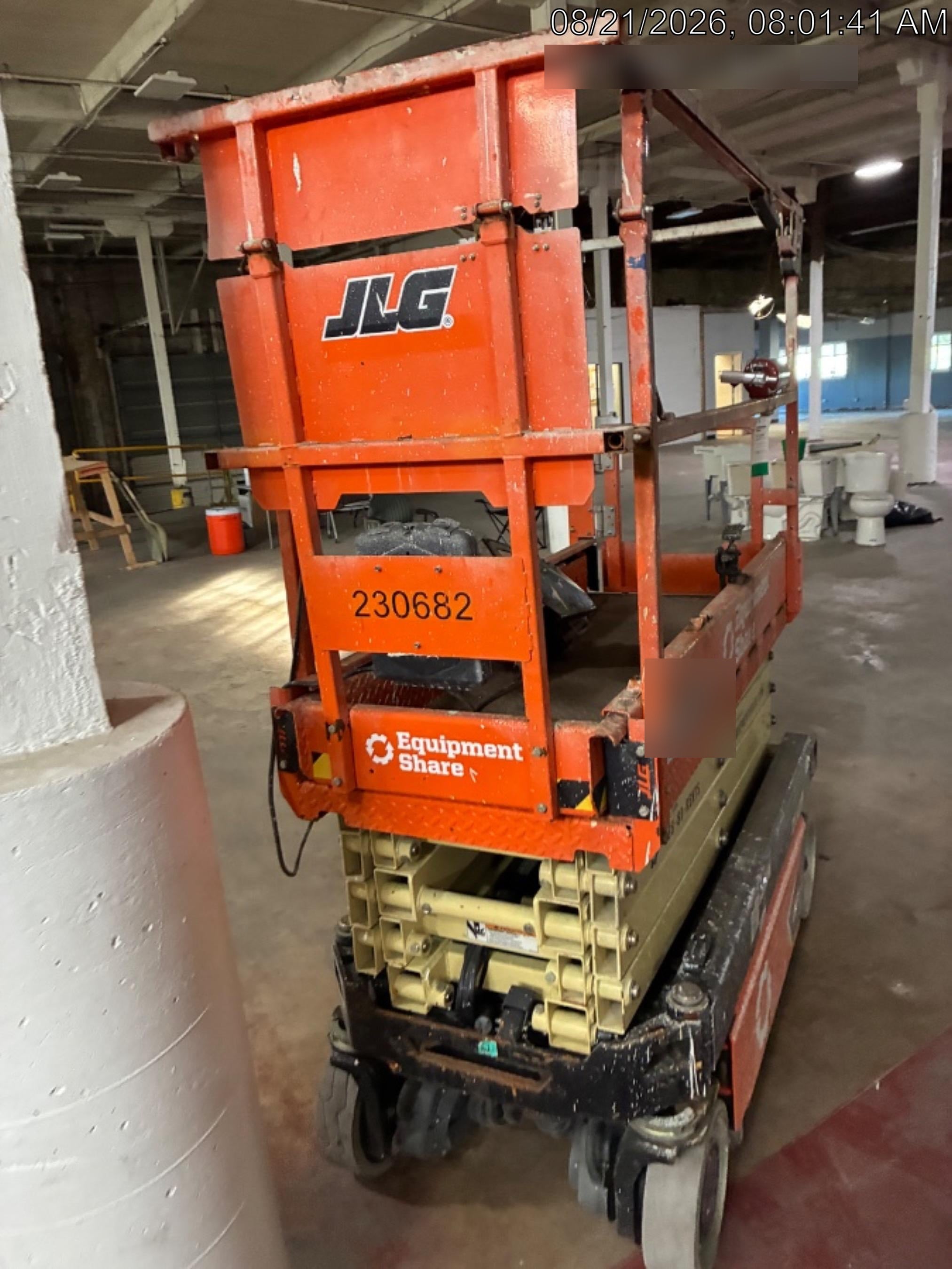 2022 JLG ES1932