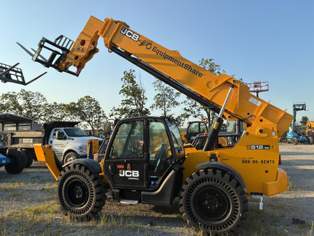 2026 JCB 512-56