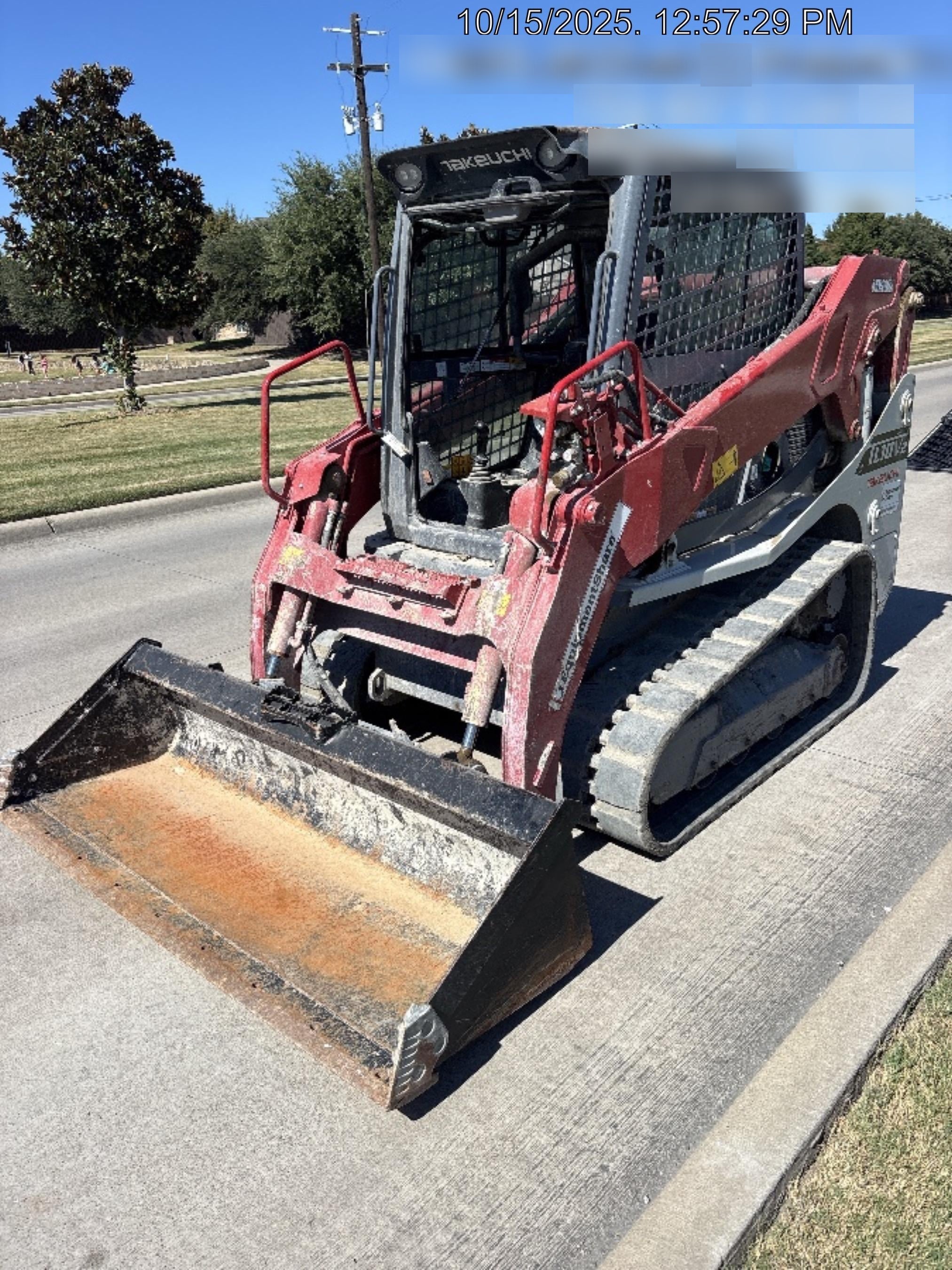 2023 TAKEUCHI TL10V2-CR